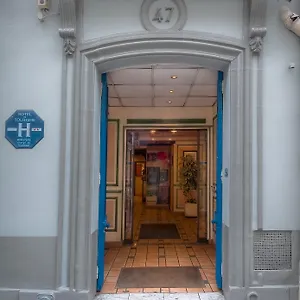 Le Faubourg Opera França